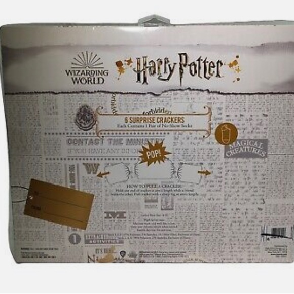 6 Harry Potter Surprise Popping Christmas Party Crackers Women’s Socks 4-10 NEW - Picture 2 of 3